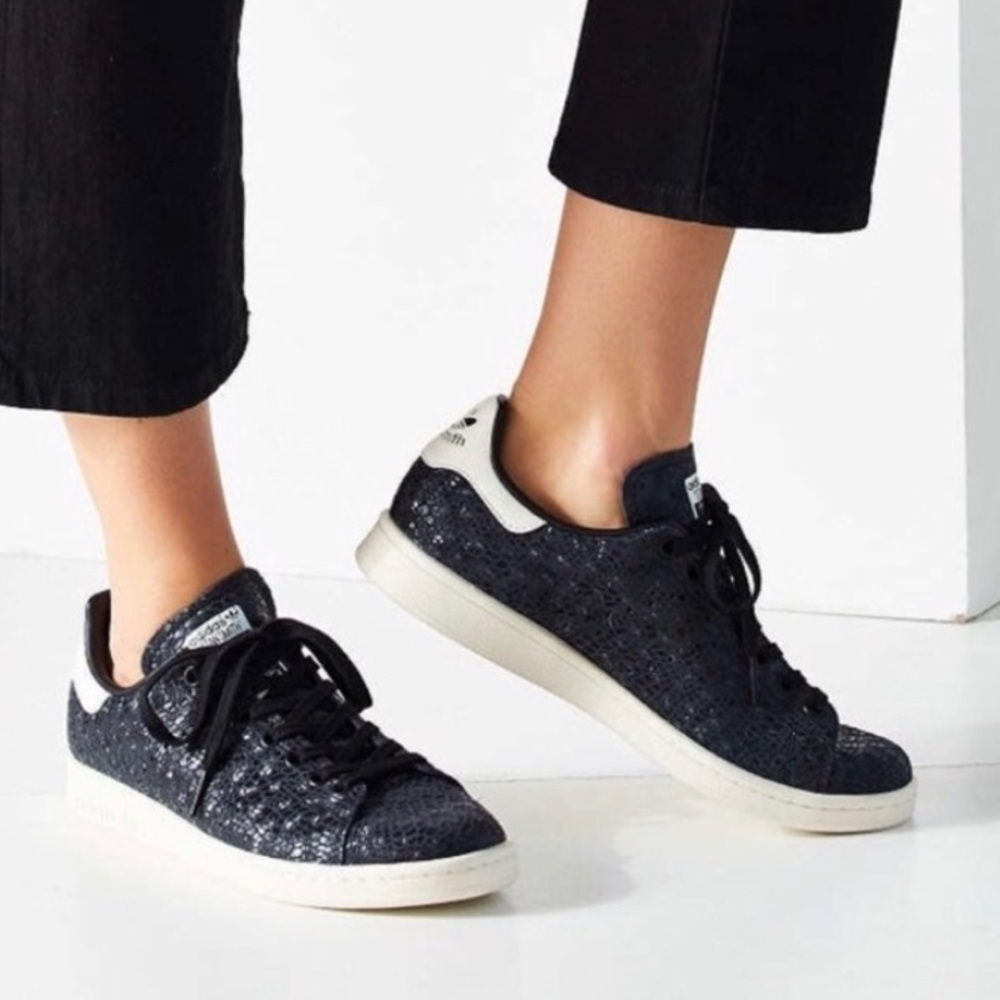 Adidas Stan Smith Snake skin leather sneakers size 10
